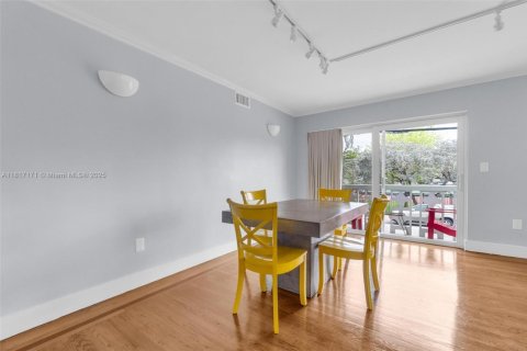 Copropriété à vendre à Miami Beach, Floride: 1 chambre, 66.89 m2 № 1772603 - photo 4