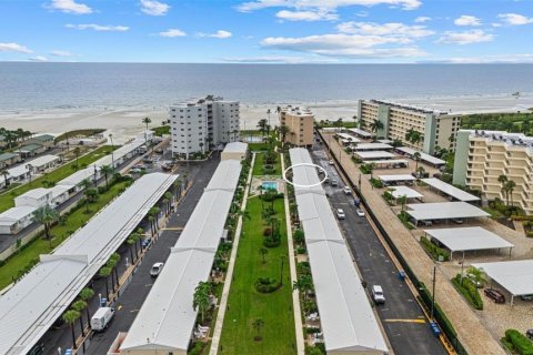 Condo in Sarasota, Florida, 3 rooms  № 2410633 - photo 4