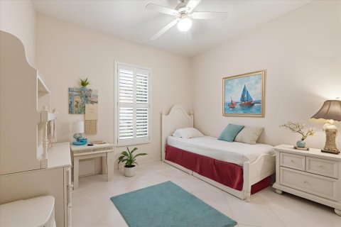 House in Vero Beach, Florida 5 bedrooms, 247.58 sq.m. № 2249899 - photo 24