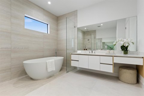 House in Cutler Bay, Florida 5 bedrooms № 2010541 - photo 16