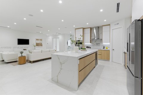 House in Cutler Bay, Florida 5 bedrooms № 2010541 - photo 8