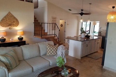 Снять в аренду виллу или дом в Порт-Шарлотт, Флорида 3 комнаты, 176.51м2, № 1719143 - фото 4