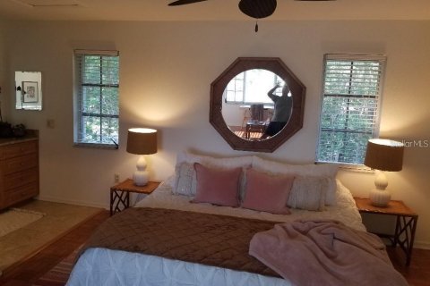 Снять в аренду виллу или дом в Порт-Шарлотт, Флорида 3 комнаты, 176.51м2, № 1719143 - фото 11