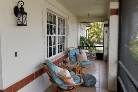 Снять в аренду виллу или дом в Порт-Шарлотт, Флорида 3 комнаты, 176.51м2, № 1719143 - фото 19