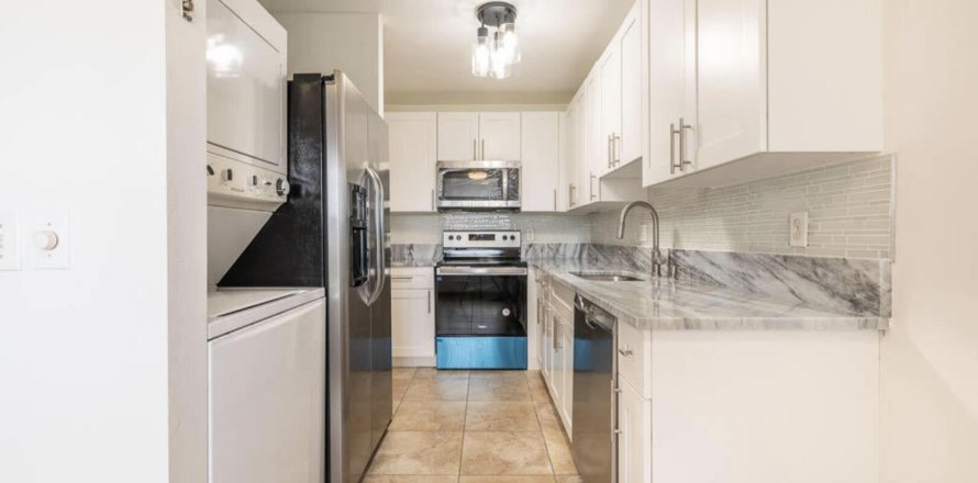 Condo in Delray Beach, Florida, 2 bedrooms  № 1079248