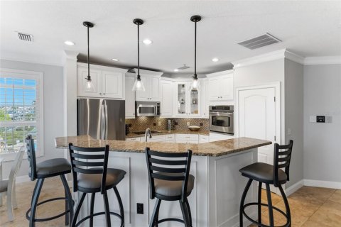 Touwnhouse à louer à Apollo Beach, Floride: 3 chambres, 218.32 m2 № 2165982 - photo 17