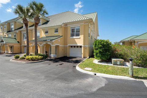 Touwnhouse à louer à Apollo Beach, Floride: 3 chambres, 218.32 m2 № 2165982 - photo 2