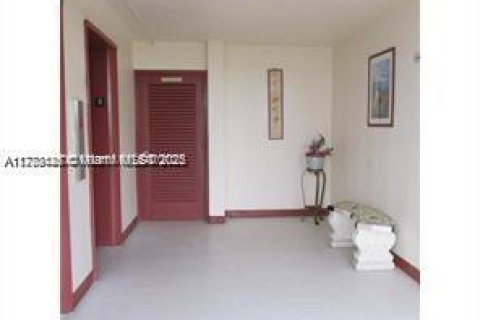 Condominio en alquiler en Aventura, Florida, 1 dormitorio, 71.35 m2 № 1928142 - foto 28