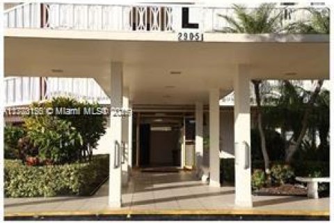 Condominio en alquiler en Aventura, Florida, 1 dormitorio, 71.35 m2 № 1928142 - foto 29