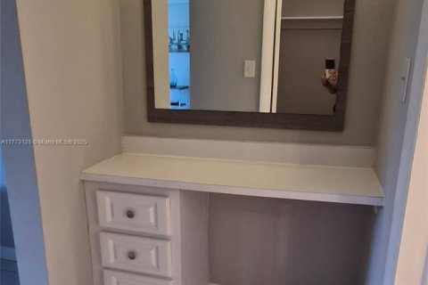 Condominio en alquiler en Aventura, Florida, 1 dormitorio, 71.35 m2 № 1928142 - foto 15