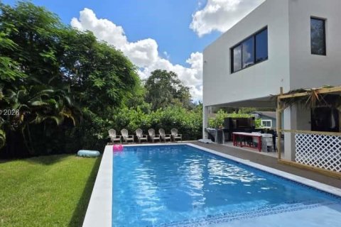 Casa en venta en Dania Beach, Florida, 6 dormitorios, 386.29 m2 № 2002081 - foto 23