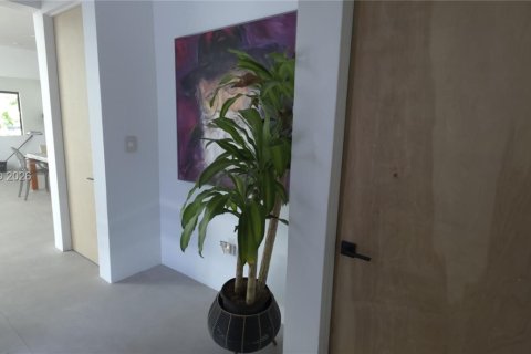 Casa en venta en Dania Beach, Florida, 6 dormitorios, 386.29 m2 № 2002081 - foto 16