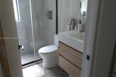 Casa en venta en Dania Beach, Florida, 6 dormitorios, 386.29 m2 № 2002081 - foto 17