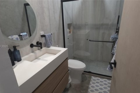 Casa en venta en Dania Beach, Florida, 6 dormitorios, 386.29 m2 № 2002081 - foto 7