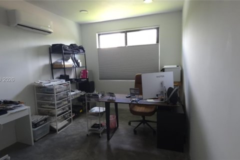 Casa en venta en Dania Beach, Florida, 6 dormitorios, 386.29 m2 № 2002081 - foto 9