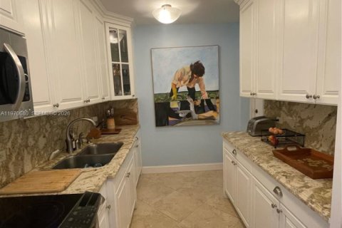 Casa en venta en Homestead, Florida, 6 dormitorios, 365.66 m2 № 2033112 - foto 15