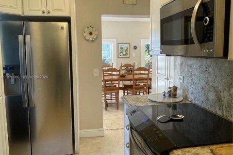 Casa en venta en Homestead, Florida, 6 dormitorios, 365.66 m2 № 2033112 - foto 20