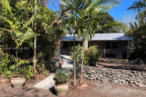 Casa en venta en Homestead, Florida, 6 dormitorios, 365.66 m2 № 2033112 - foto 3