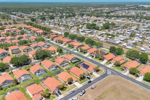 Casa en venta en Davenport, Florida, 4 dormitorios, 180.23 m2 № 1751962 - foto 16