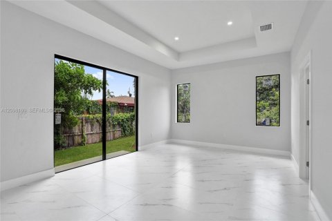 House in Fort Lauderdale, Florida 4 bedrooms, 199.74 sq.m. № 2394521 - photo 7