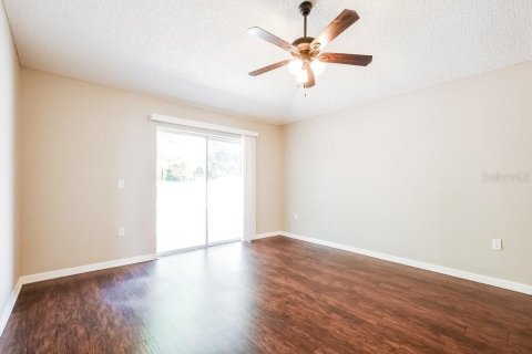 Villa ou maison à louer à Clermont, Floride: 3 chambres, 151.62 m2 № 2092035 - photo 5