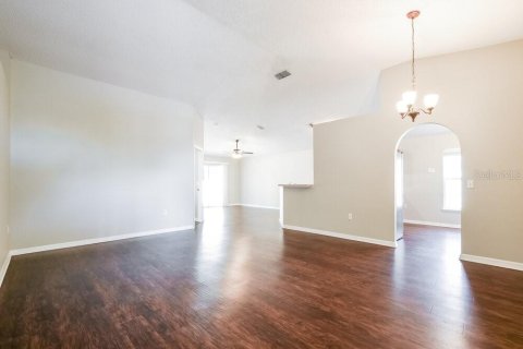 Villa ou maison à louer à Clermont, Floride: 3 chambres, 151.62 m2 № 2092035 - photo 3
