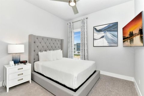 Condominio en alquiler en Four Corners, Florida, 5 dormitorios, 244.33 m2 № 1789976 - foto 7