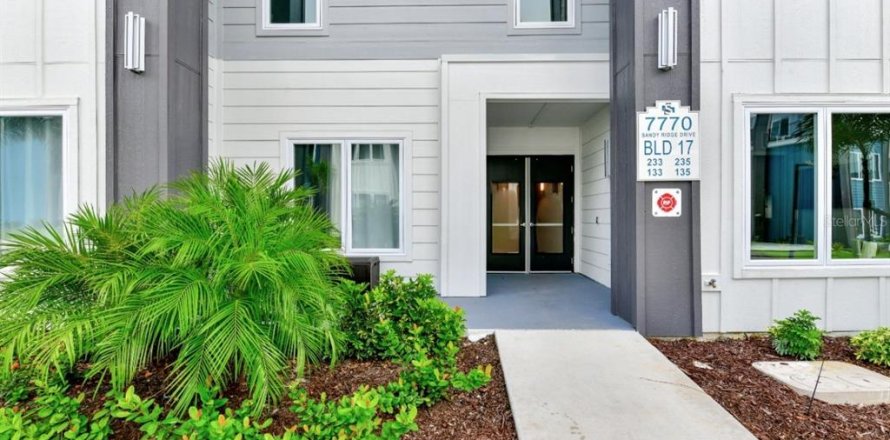 Condominio en Four Corners, Florida, 5 dormitorios  № 1789976