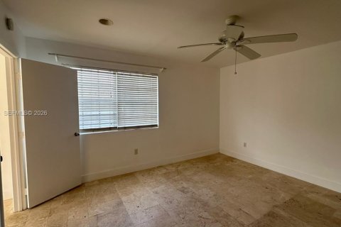 Casa en alquiler en Hollywood, Florida, 1 dormitorio, 195.47 m2 № 1995560 - foto 9