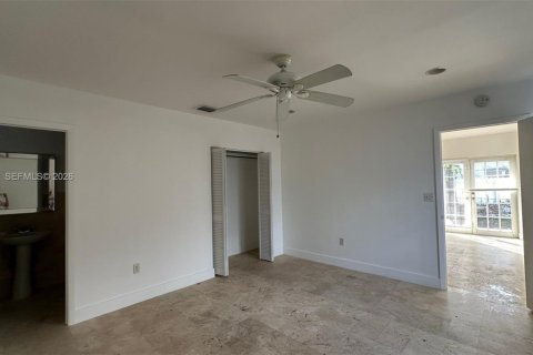 Casa en alquiler en Hollywood, Florida, 1 dormitorio, 195.47 m2 № 1995560 - foto 7