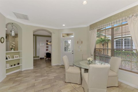 House in North Port, Florida 2 bedrooms, 139.73 sq.m. № 1555344 - photo 10