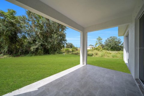Villa ou maison à vendre à Lehigh Acres, Floride: 3 chambres, 145.86 m2 № 2345190 - photo 25