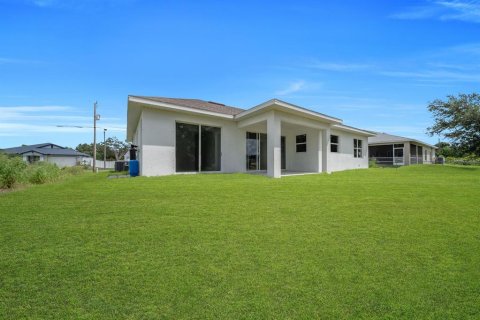Villa ou maison à vendre à Lehigh Acres, Floride: 3 chambres, 145.86 m2 № 2345190 - photo 26
