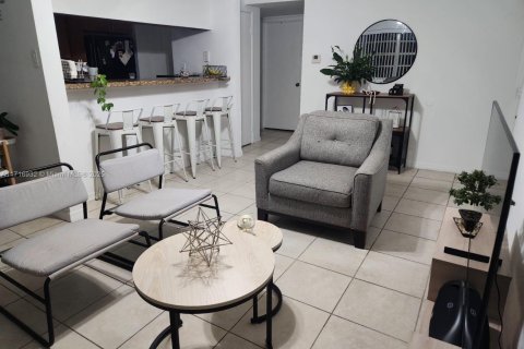 Condominio en venta en Miami, Florida, 2 dormitorios, 101.54 m2 № 1985446 - foto 3