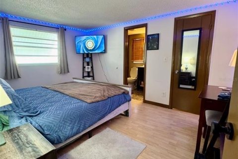 Villa ou maison à vendre à Port Richey, Floride: 2 chambres, 91.04 m2 № 2232337 - photo 17