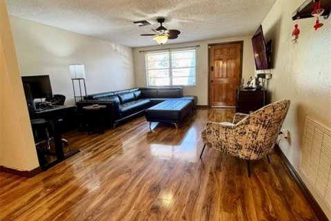Villa ou maison à vendre à Port Richey, Floride: 2 chambres, 91.04 m2 № 2232337 - photo 5