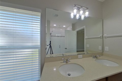 Villa ou maison à louer à Kissimmee, Floride: 4 chambres, 176.51 m2 № 2112909 - photo 8