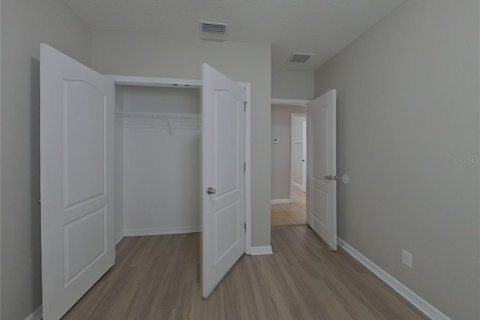 Villa ou maison à louer à Kissimmee, Floride: 4 chambres, 176.51 m2 № 2112909 - photo 13