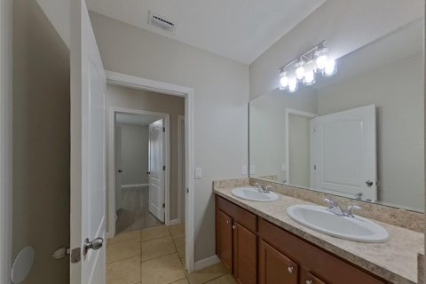 Villa ou maison à louer à Kissimmee, Floride: 4 chambres, 176.51 m2 № 2112909 - photo 14