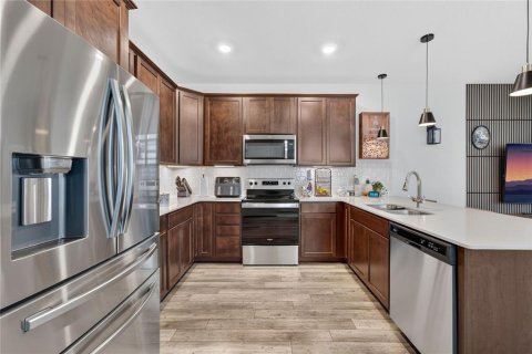 Touwnhouse à vendre à Orlando, Floride: 4 chambres, 168.06 m2 № 2437358 - photo 18