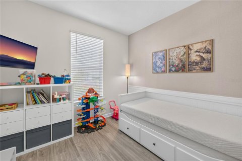 Touwnhouse à vendre à Orlando, Floride: 4 chambres, 168.06 m2 № 2437358 - photo 13