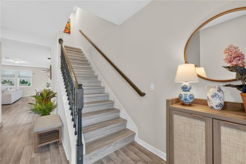 Touwnhouse à vendre à Orlando, Floride: 4 chambres, 168.06 m2 № 2437358 - photo 8