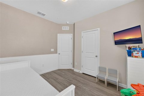 Touwnhouse à vendre à Orlando, Floride: 4 chambres, 168.06 m2 № 2437358 - photo 15