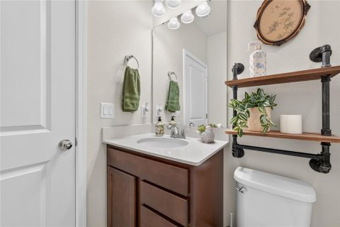 Touwnhouse à vendre à Orlando, Floride: 4 chambres, 168.06 m2 № 2437358 - photo 12