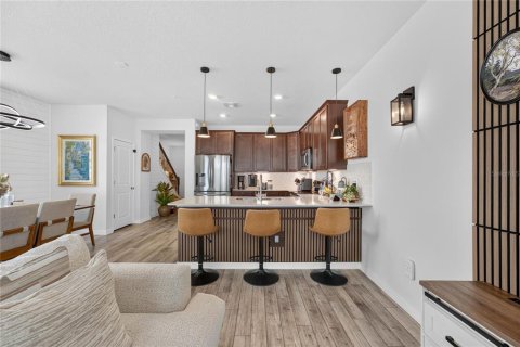 Touwnhouse à vendre à Orlando, Floride: 4 chambres, 168.06 m2 № 2437358 - photo 21