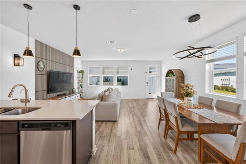 Touwnhouse à vendre à Orlando, Floride: 4 chambres, 168.06 m2 № 2437358 - photo 29