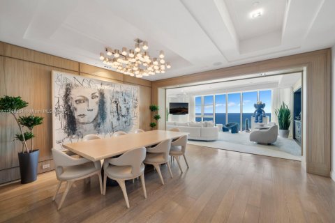 Condo in Bal Harbour, Florida, 3 bedrooms  № 1887921 - photo 10