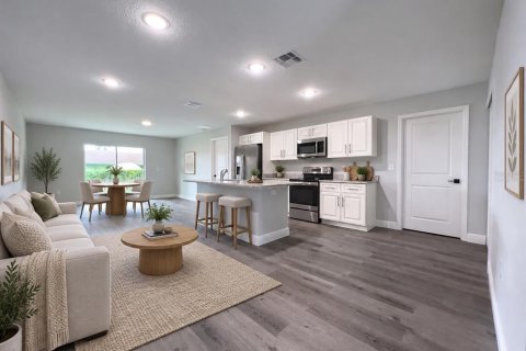 Villa ou maison à vendre à DeLand, Floride: 3 chambres, 117.99 m2 № 2410475 - photo 8