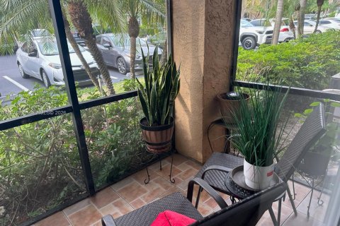 Condominio en venta en Miami, Florida, 1 dormitorio, 54.63 m2 № 2084979 - foto 10