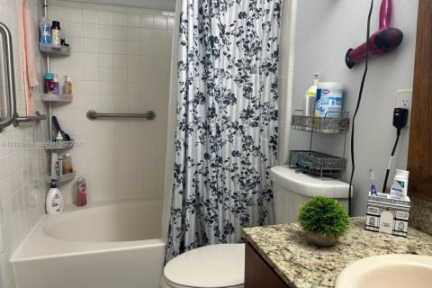 Condominio en venta en Miami, Florida, 1 dormitorio, 54.63 m2 № 2084979 - foto 9
